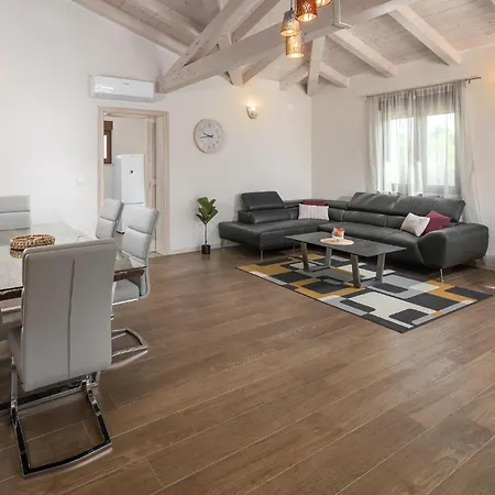 Σπίτι διακοπών Cozy In With Wifi *